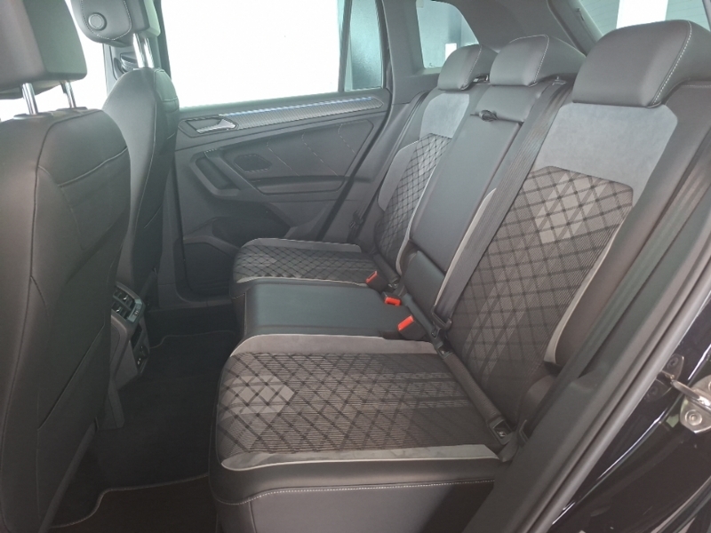 Volkswagen Tiguan 1.5 Tsi 150 R-line Dsg Black #6