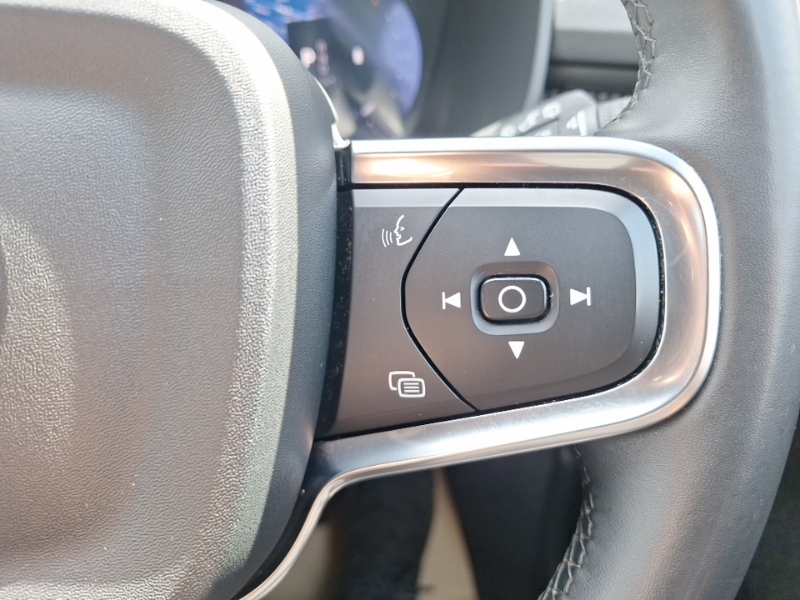 Volvo XC40 175Kw Recharge Core 69Kwh Estate Blue #13