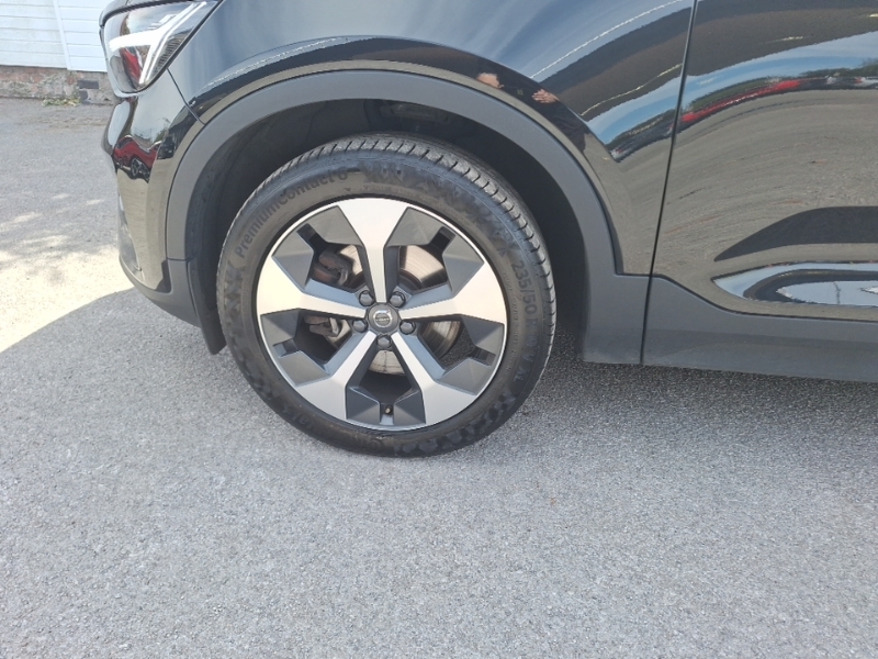 Volvo XC40 175Kw Recharge Core 69Kwh Estate Blue #19