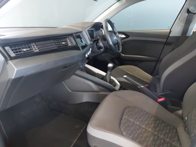 Audi A1 25 Tfsi Sport White #5