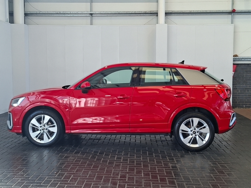 Audi Q2 35 Tfsi S Line S Tronic Red #4