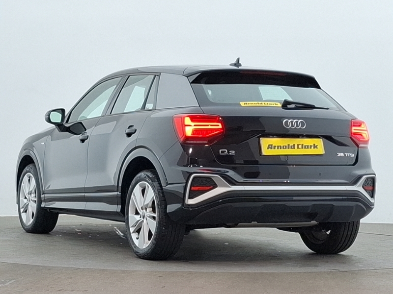 Audi Q2 35 Tfsi S Line S Tronic Black #2