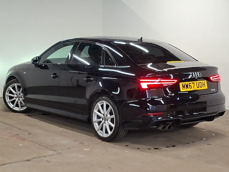 Audi A3 1.5 Tfsi Black Edition S Tronic Black #2