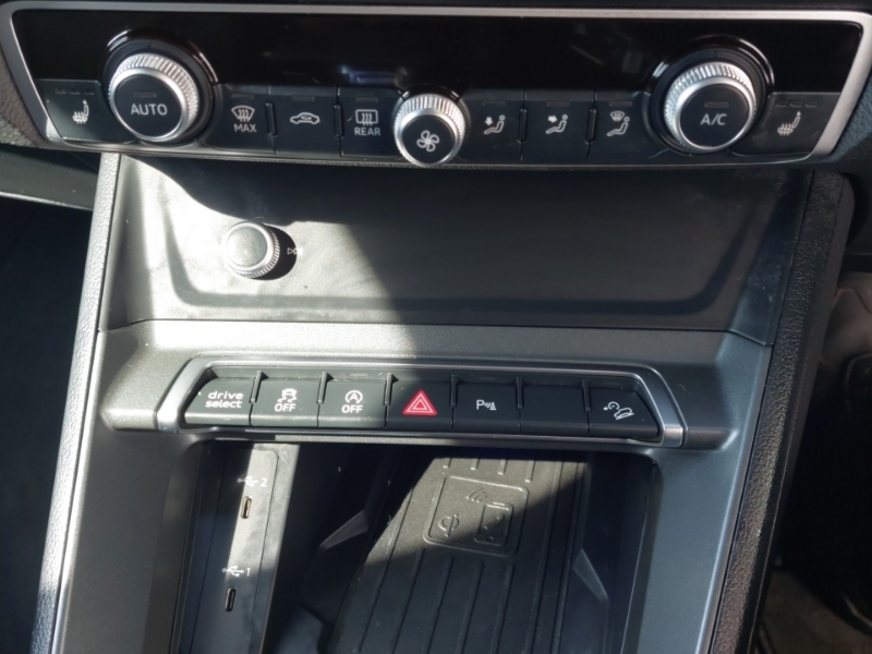 Audi Q3 1.5 Tfsi 35 S Line Suv S Tronic 150 P Grey #15