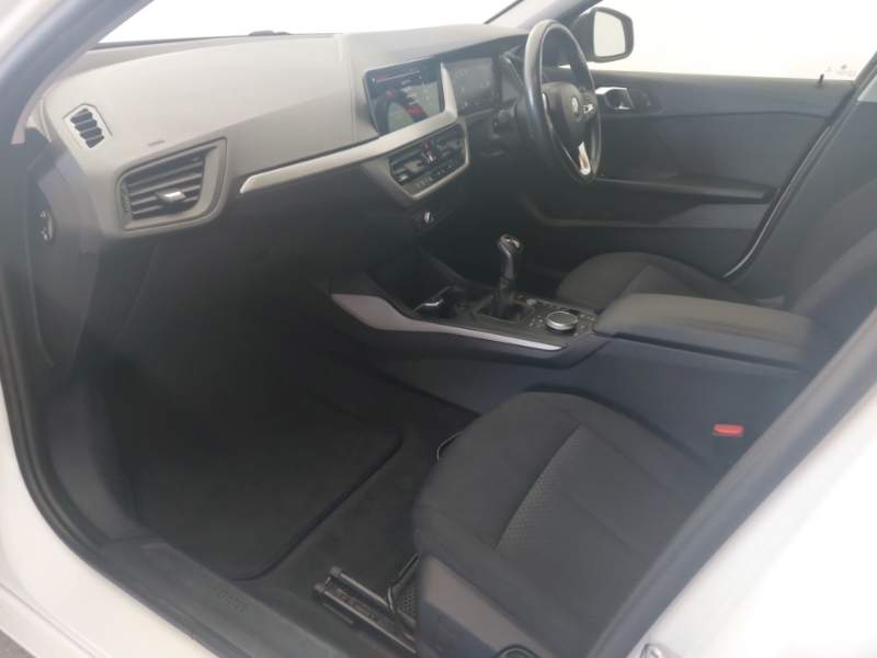 BMW 1 Series 116D Se Live Cockpit Professional White #5
