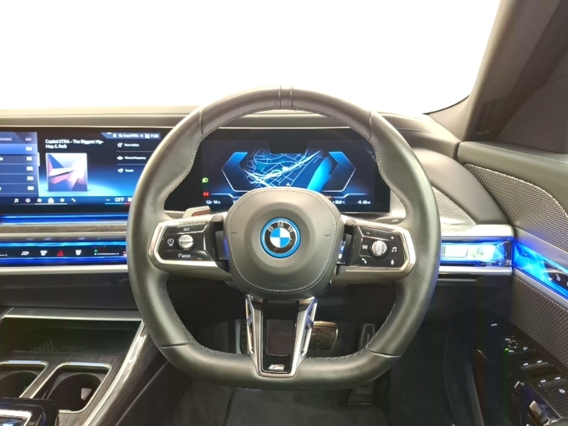 BMW i7 50 105.7Kwh M Sport Saloon Edriv Grey #8