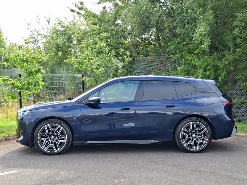 BMW iX 300Kw Xdrive45 M Sport 101Kwh Blue #4
