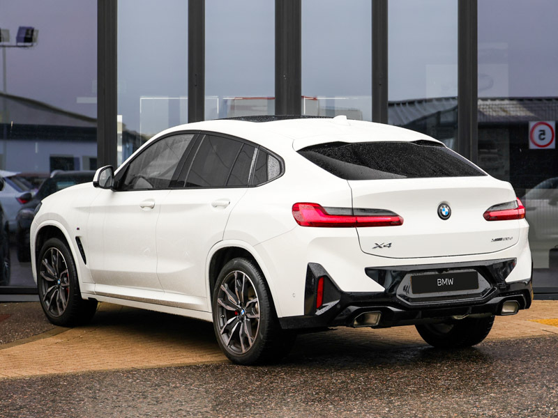 BMW X4 Xdrive20d Mht M Sport Step White #2