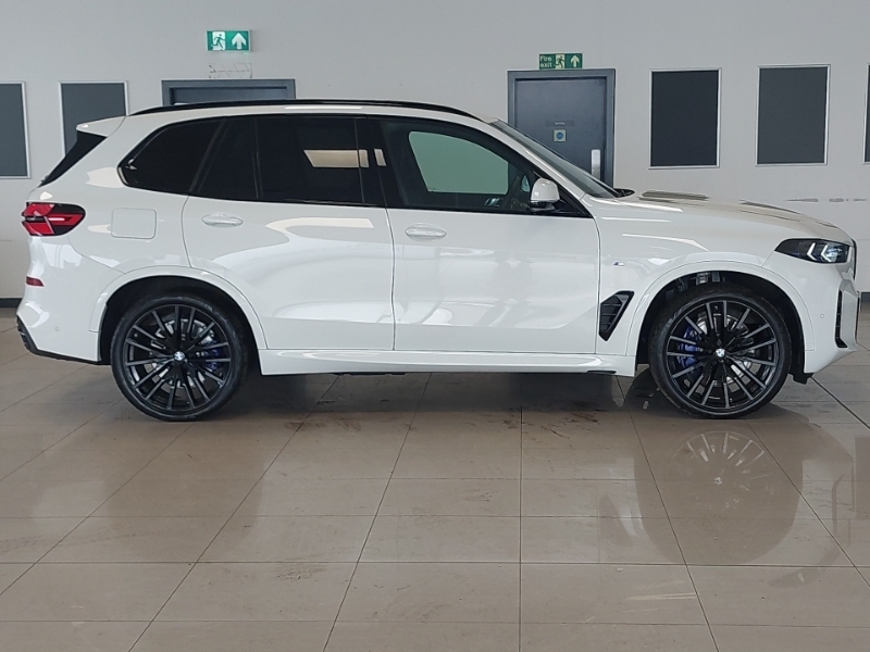 BMW X5 Xdrive50e M Sport Pro Pack White #3