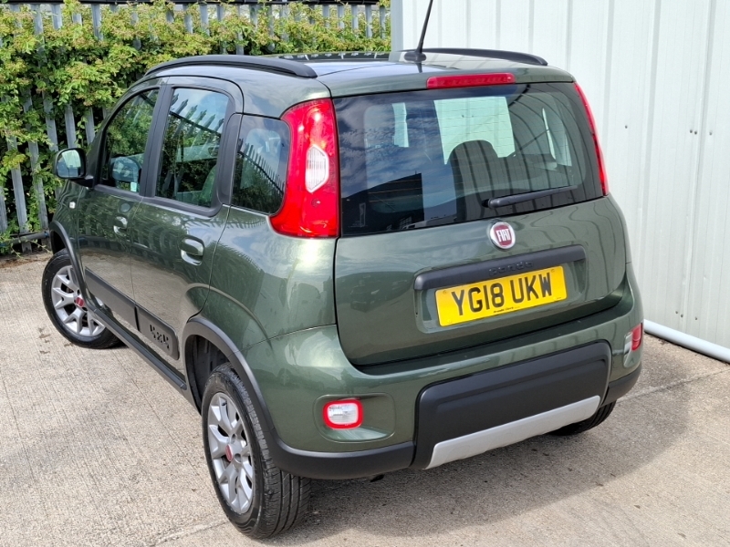 Fiat Panda 0.9 Twinair 85 4X4 Green #2