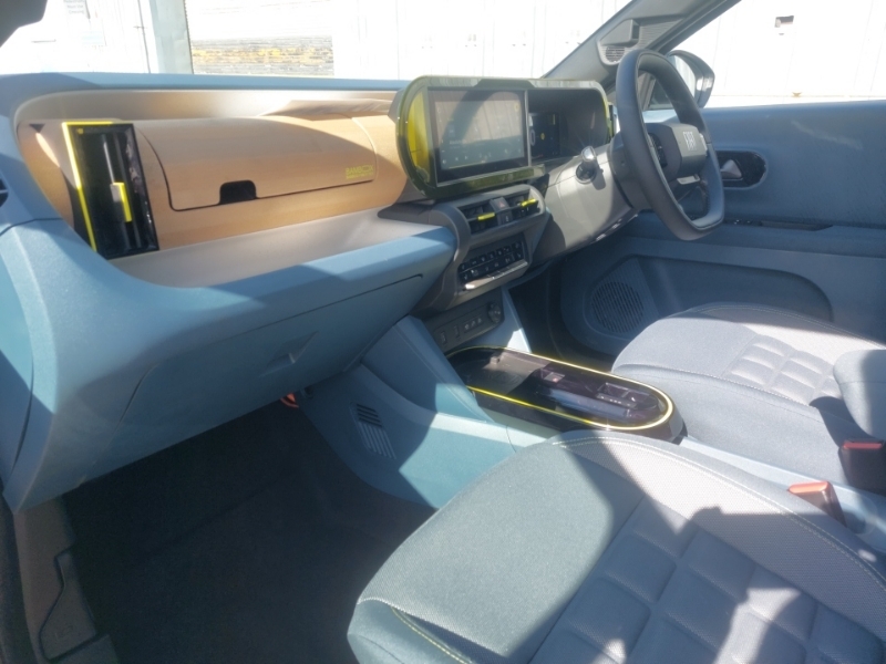Fiat Panda 83Kw La Prima 44Kwh White #5