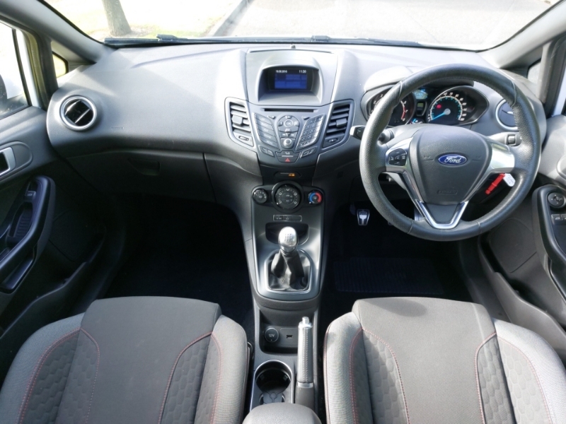 Ford Fiesta 1.0 Ecoboost 125 St-line White #3