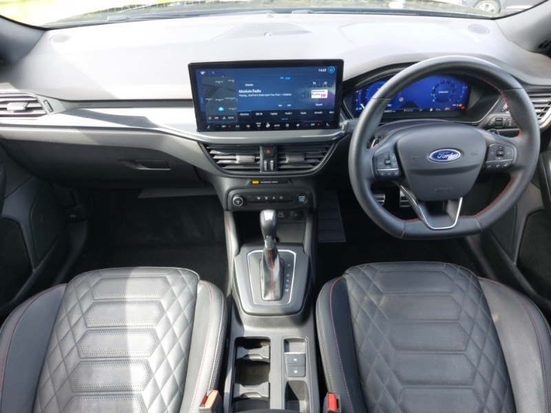 Ford Focus 1.0 Ecoboost Hybrid Mhev 155 St-line X Black #3