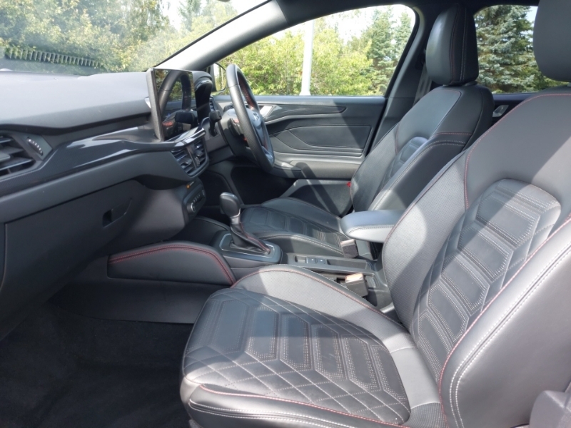 Ford Focus 1.0 Ecoboost Hybrid Mhev 155 St-line X Black #5