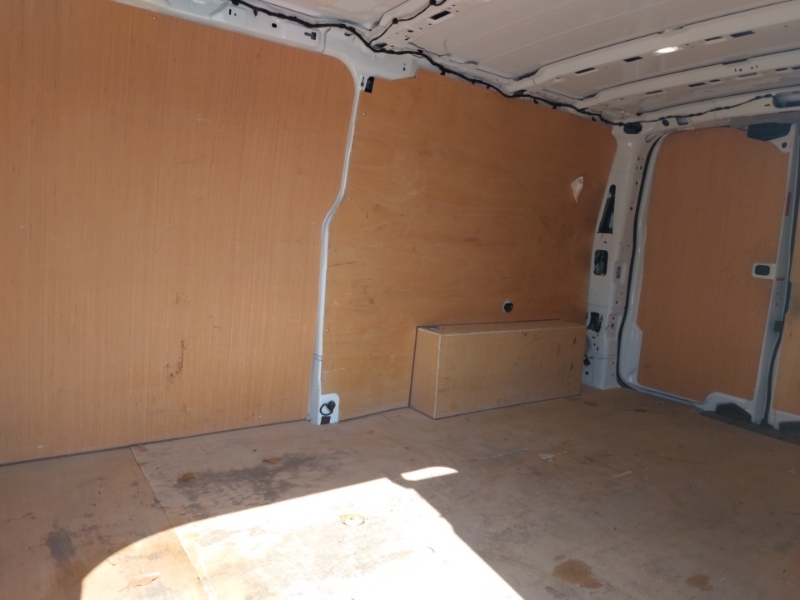 Ford Transit Custom 2.0 Ecoblue 136Ps H1 Van Leader SV74YLW White #6