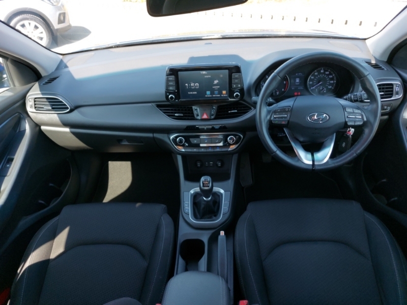 Hyundai I30 1.6 Crdi Se Nav Blue #3