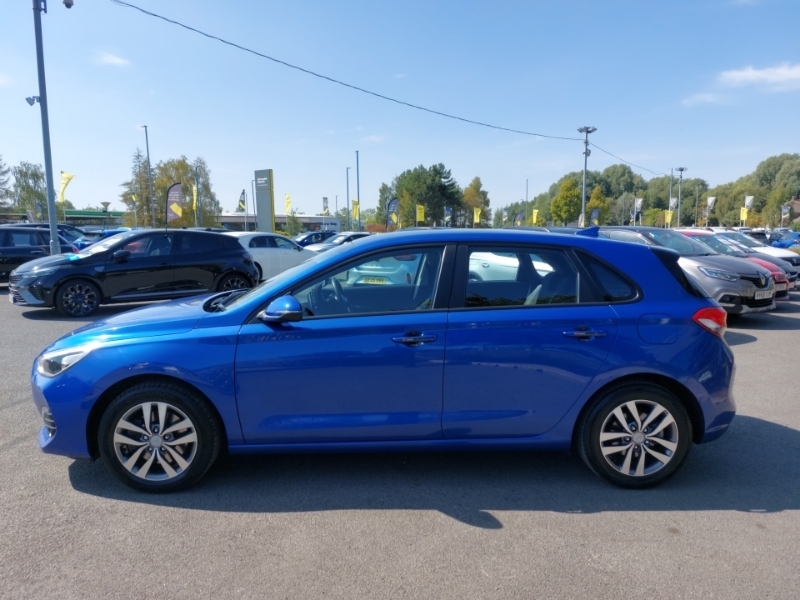 Hyundai I30 1.6 Crdi Se Nav Blue #4