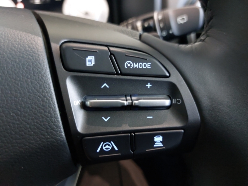 Hyundai Kona 1.6 Gdi Hybrid Ultimate Dct Black #13