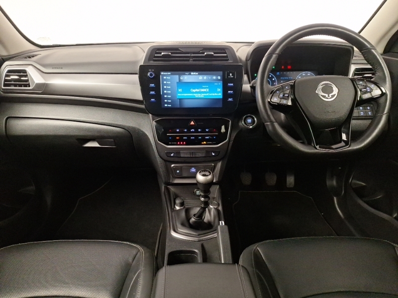SsangYong Tivoli 1.5 K40 Silver #3