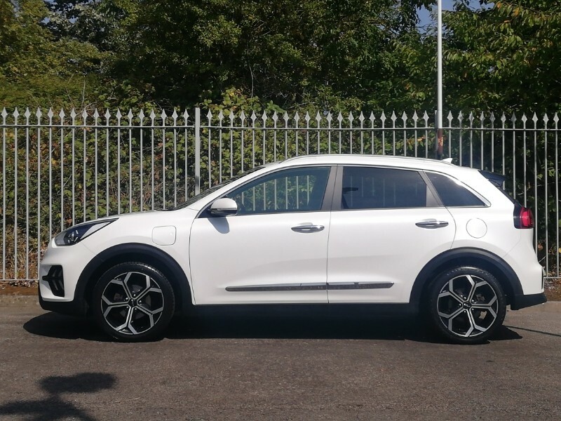 Kia Niro 1.6 Gdi Phev 3 Dct White #4