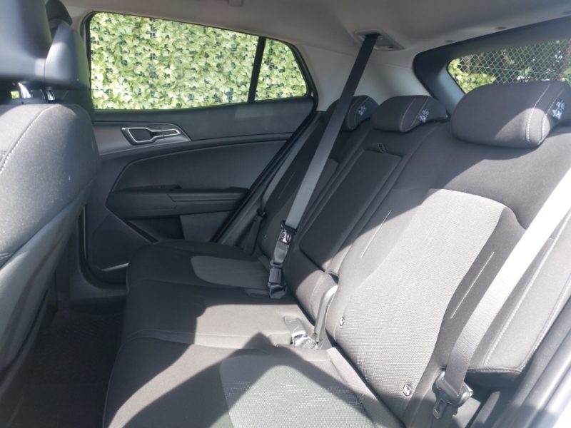 Kia Sportage 1.6T Gdi Pure White #6