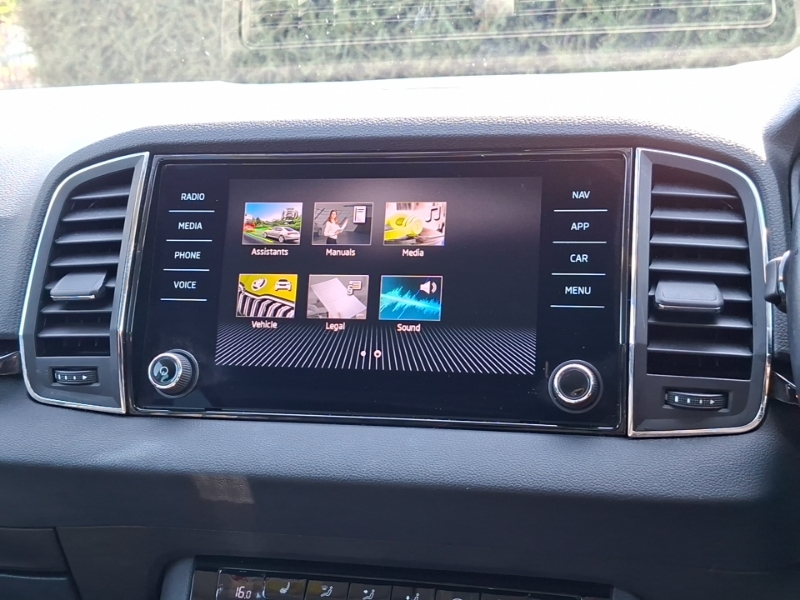 Skoda Karoq 1.5 Tsi Sport Line Dsg Black #16