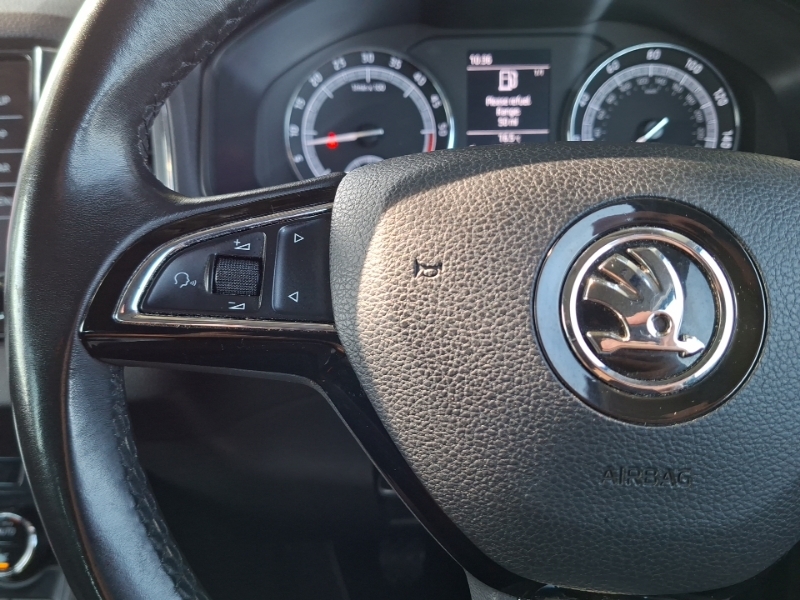 Skoda Karoq Scout 2.0Tdi 150 Ps 4X4 6-Speed Grey #12