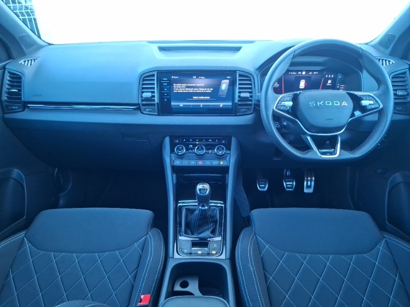 Skoda Karoq 1.5 Tsi Sportline Edition Black #3