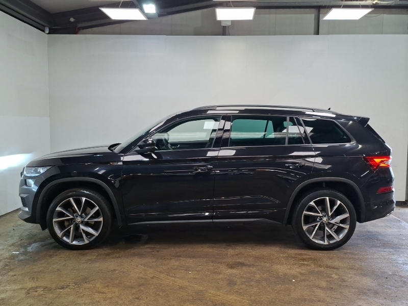Skoda Kodiaq 1.5 Tsi Sport Line Dsg 7 Seat Black #4
