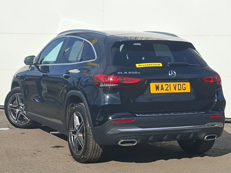Mercedes-Benz GLA Class Gla 250E Exclusive Edition Black #2