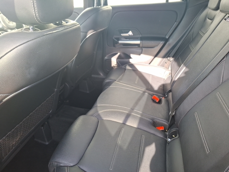 Mercedes-Benz GLA Class Gla 250E Exclusive Edition Black #6