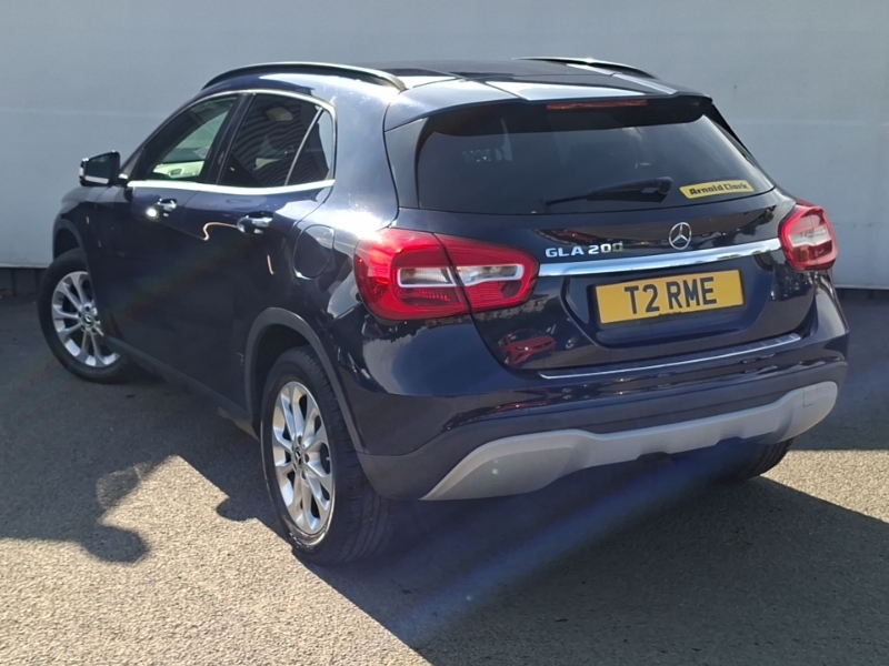 Mercedes-Benz GLA Class Gla 200 Se Blue #2