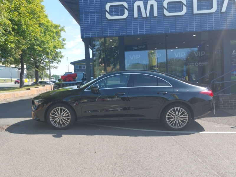 Mercedes-Benz CLA Class Cla 200 Sport Executive Tip Black #4