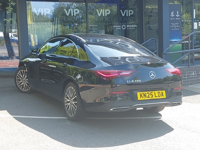 Mercedes-Benz CLA Class Cla 200 Sport Executive Tip Black #2