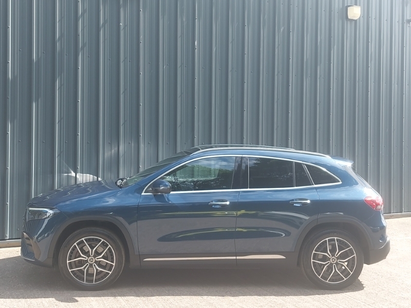 Mercedes-Benz EQA Eqa 250 140Kw Amg Line Premium 66.5Kwh Blue #4