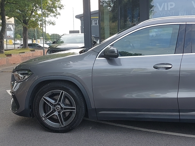Mercedes-Benz GLA Class 1.3 Gla180 Amg Line Suv 7G-dct Euro 6 Grey #19