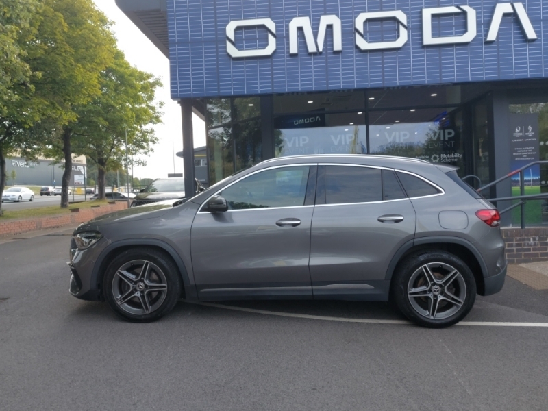 Mercedes-Benz GLA Class Gla 200D Amg Line Premium Grey #4