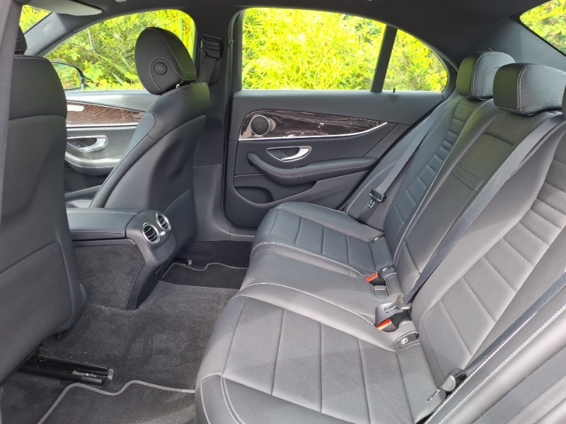 Mercedes-Benz E Class E220d Sport 9G-tronic Black #6