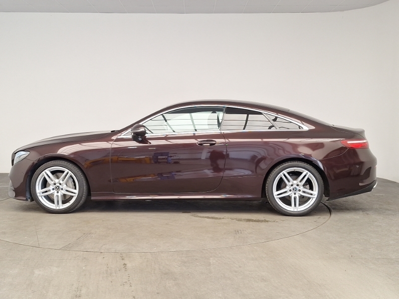 Mercedes-Benz E Class E220d Amg Line Premium 9G-tronic Red #4