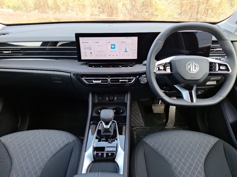 MG HS 1.5 T-gdi Hybrid Se Black #3