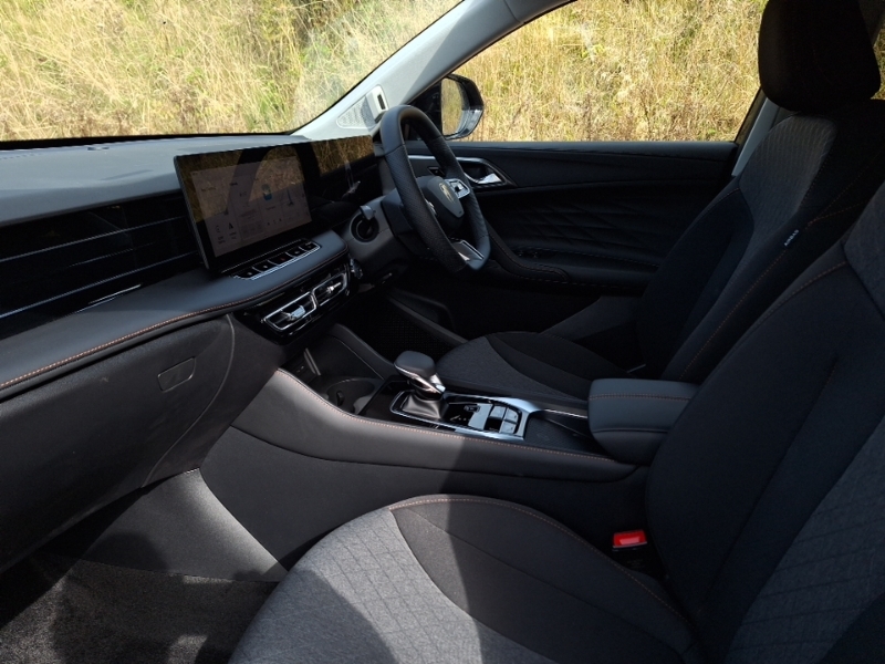 MG HS 1.5 T-gdi Hybrid Se Black #5