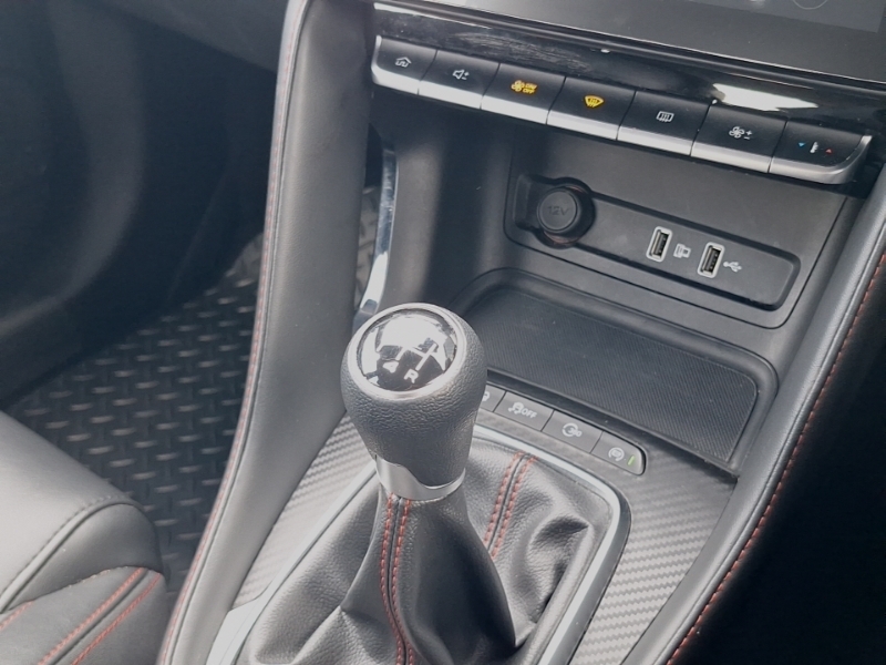 MG ZS Ev Exclusive 141 Bhp Blind Spot Monitoring, 8-I White #16