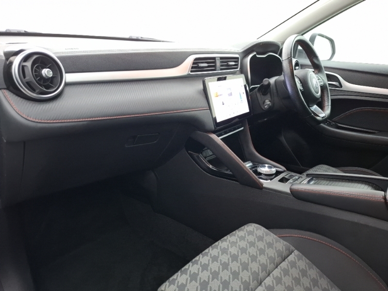 MG ZS 130Kw Se Ev 51Kwh White #5