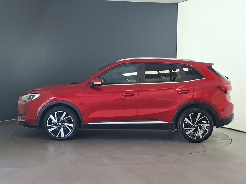 MG ZS 1.5 Hybrid Trophy Red #4