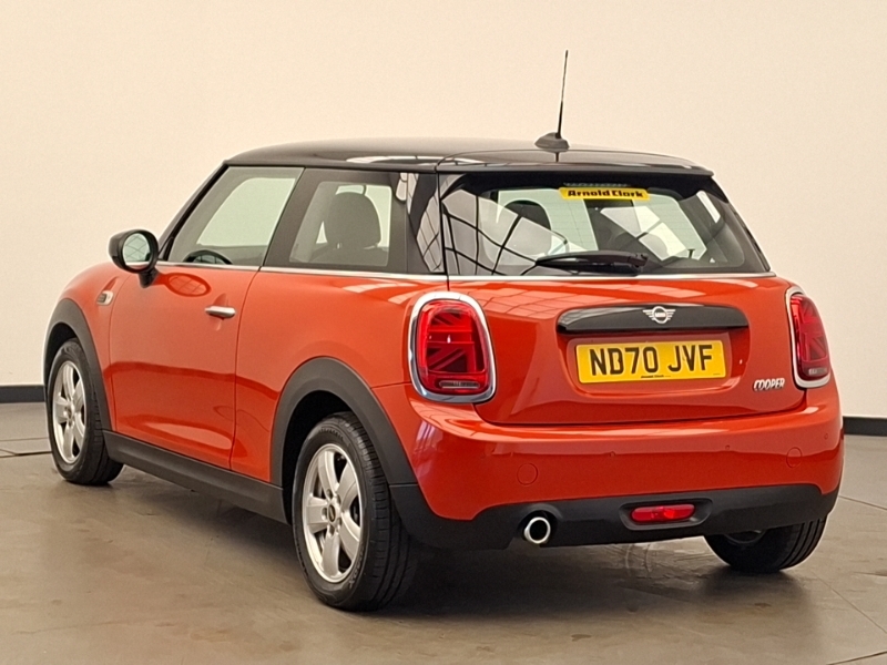 Mini Hatch 1.5 Cooper Classic II ND70JVF Orange #2