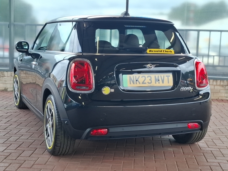 Mini Hatch 135Kw Cooper S Level 2 33Kwh NK23MVT Black #2
