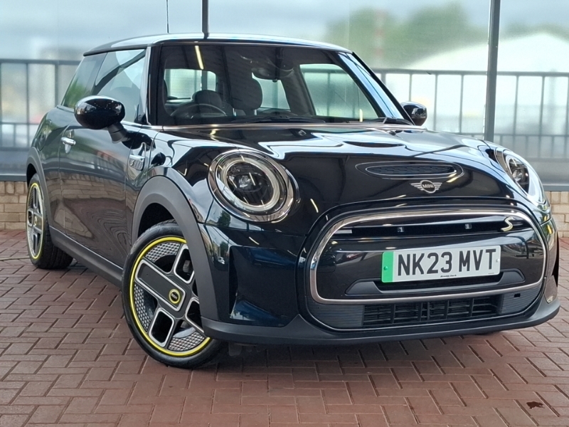 Mini Hatch 135Kw Cooper S Level 2 33Kwh NK23MVT Black