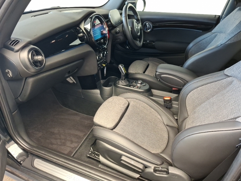 Mini Hatch 135Kw Cooper S Level 2 33Kwh ML23UDU Black #5