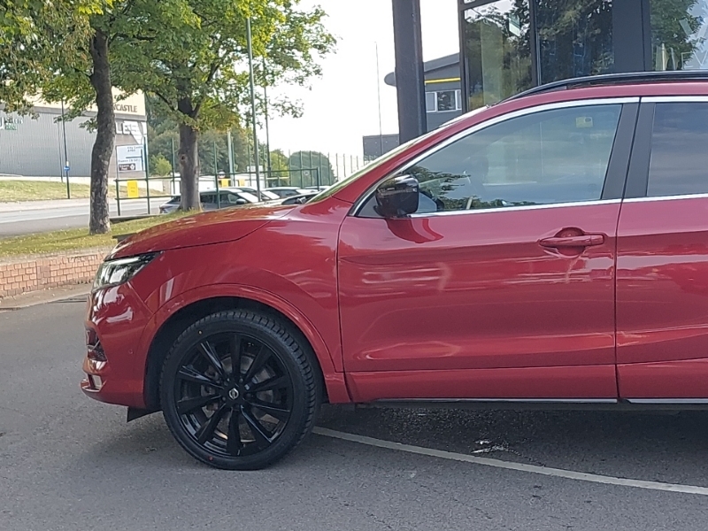 Nissan Qashqai 1.3 Dig-t 160 Tekna Dct Black #19