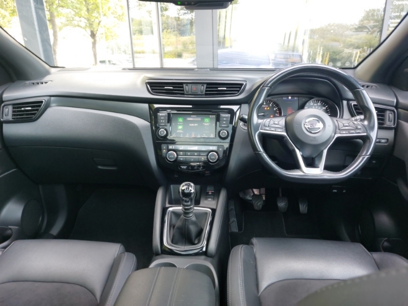Nissan Qashqai 1.3 Dig-t 160 Tekna Dct Black #3